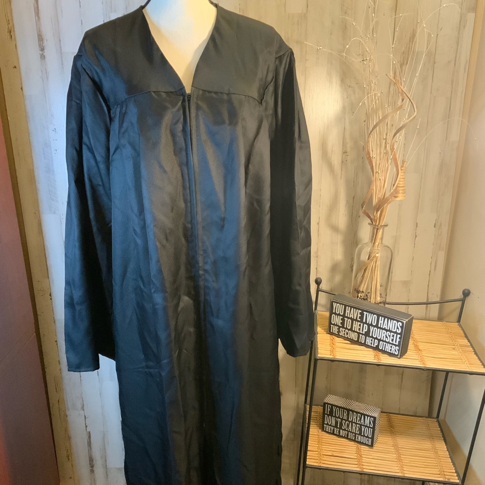Jostens black graduation gown. Size 6.